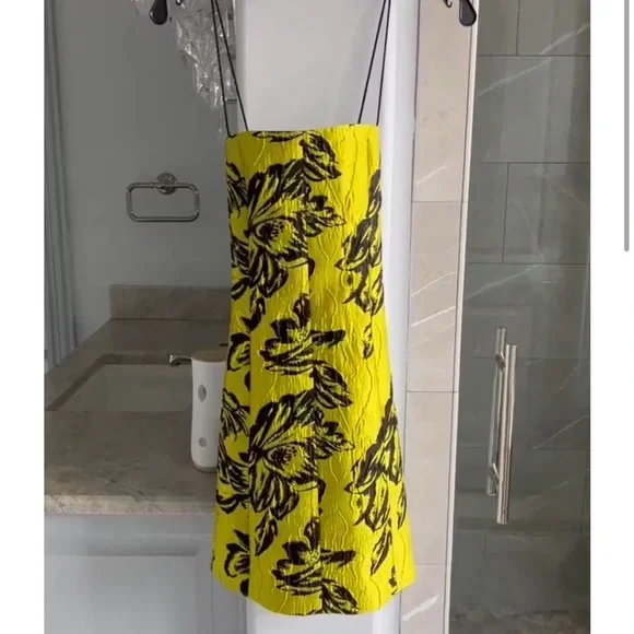 ALICE + OLIVIA Tayla Structured Jacquard Mini Dress